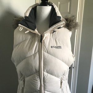 Columbia Titanium Down Vest with hood